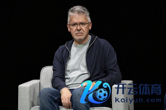 苹果公司东说念主工智能业务雅致东说念主John Giannandrea